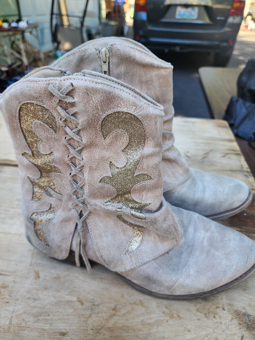 Women’s Ankle Boots with Gold Glitter Accent - Taupe